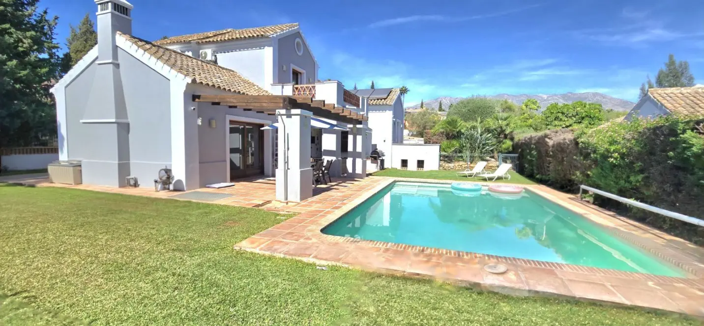 Venta de villa independiente en Mijas Golf 0