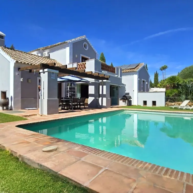 Venta de villa independiente en Mijas Golf