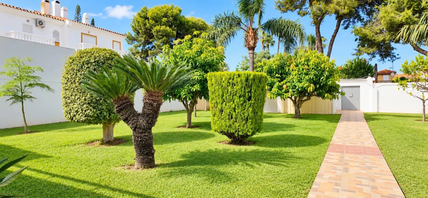 Venta de villa independiente en Benalmadena 0