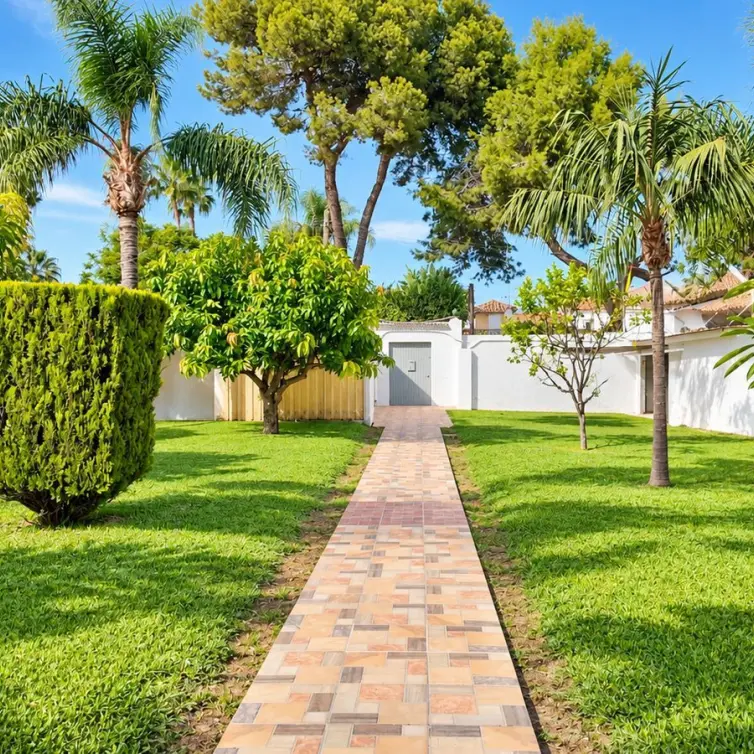 Venta de villa independiente en Benalmadena