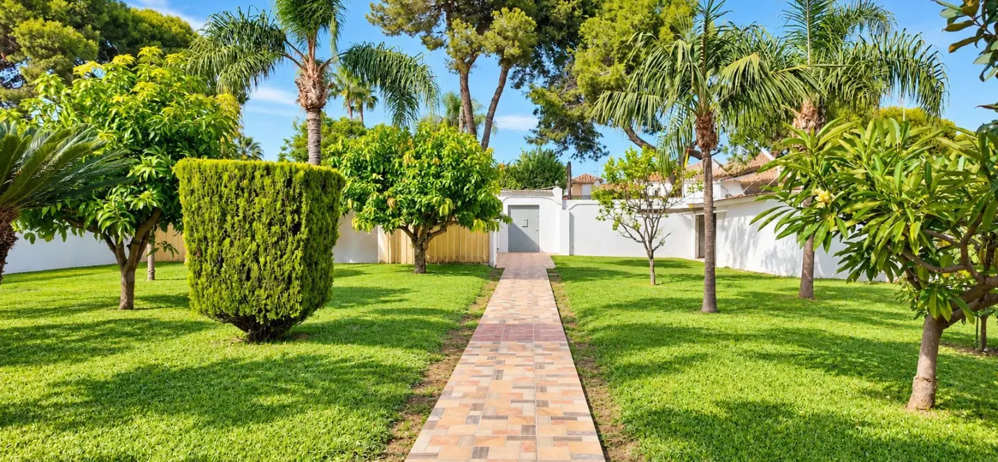 Venta de villa independiente en Benalmadena 1