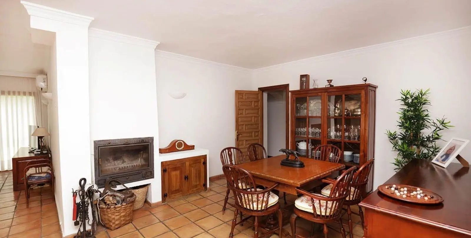Venta de villa independiente en Atalaya 4