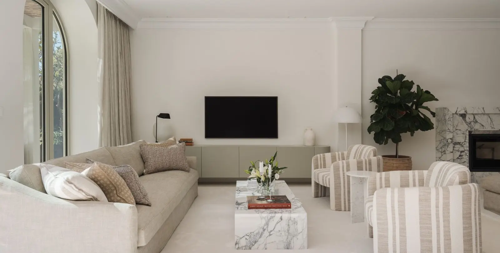 Venta de villa independiente en Nueva Andalucía 4