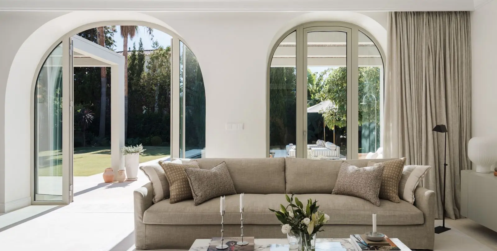 Venta de villa independiente en Nueva Andalucía 5