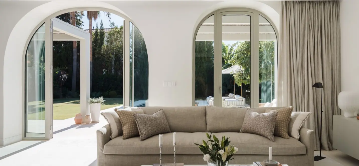 Venta de villa independiente en Nueva Andalucía 4