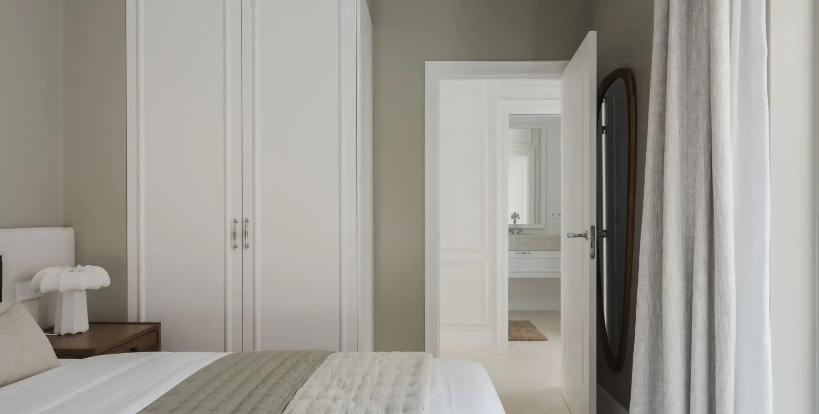 Venta de villa independiente en Nueva Andalucía 17