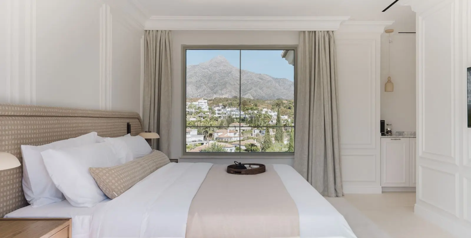 Venta de villa independiente en Nueva Andalucía 21