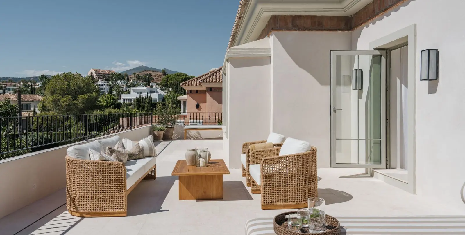 Venta de villa independiente en Nueva Andalucía 29