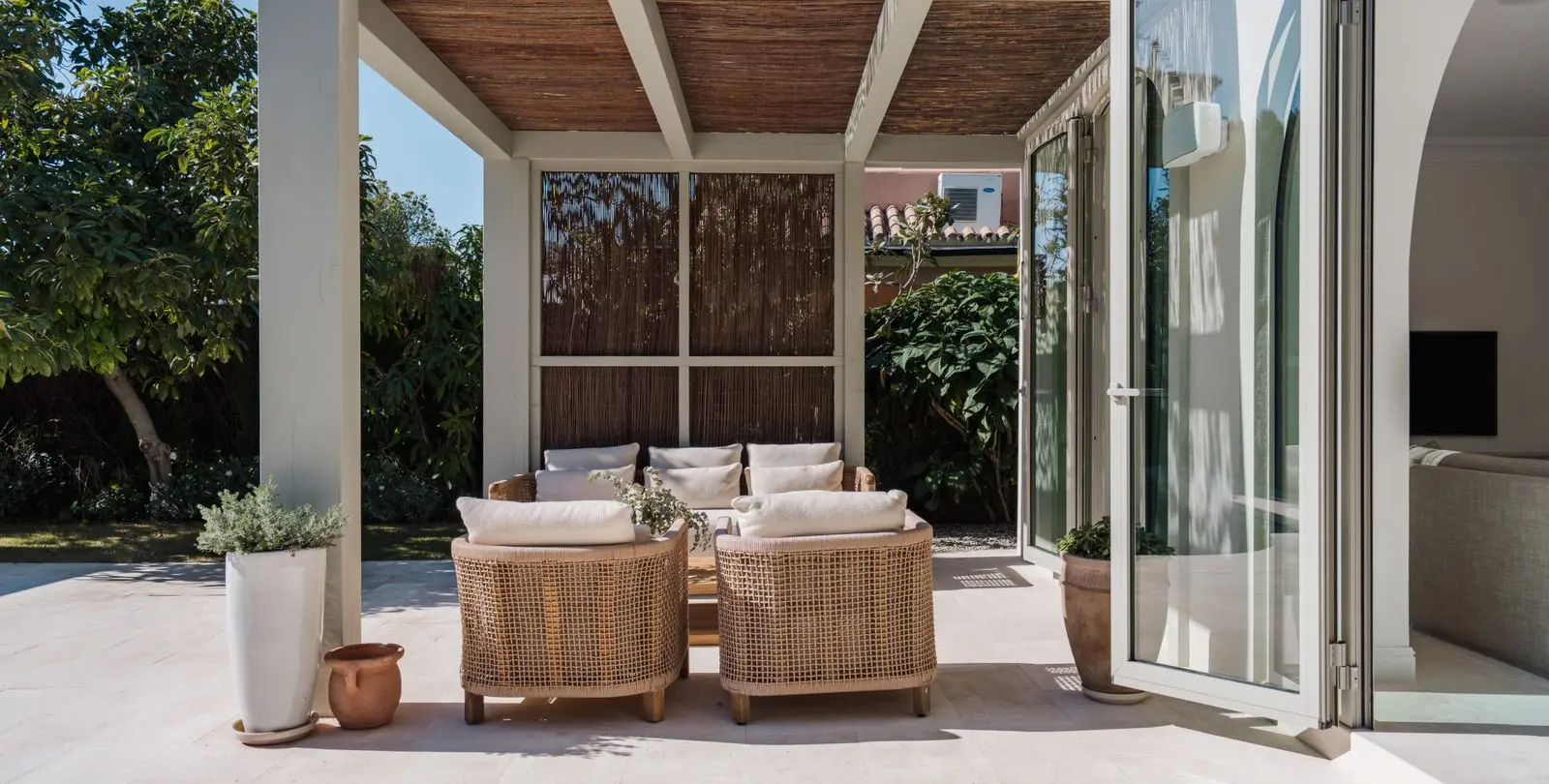 Venta de villa independiente en Nueva Andalucía 39