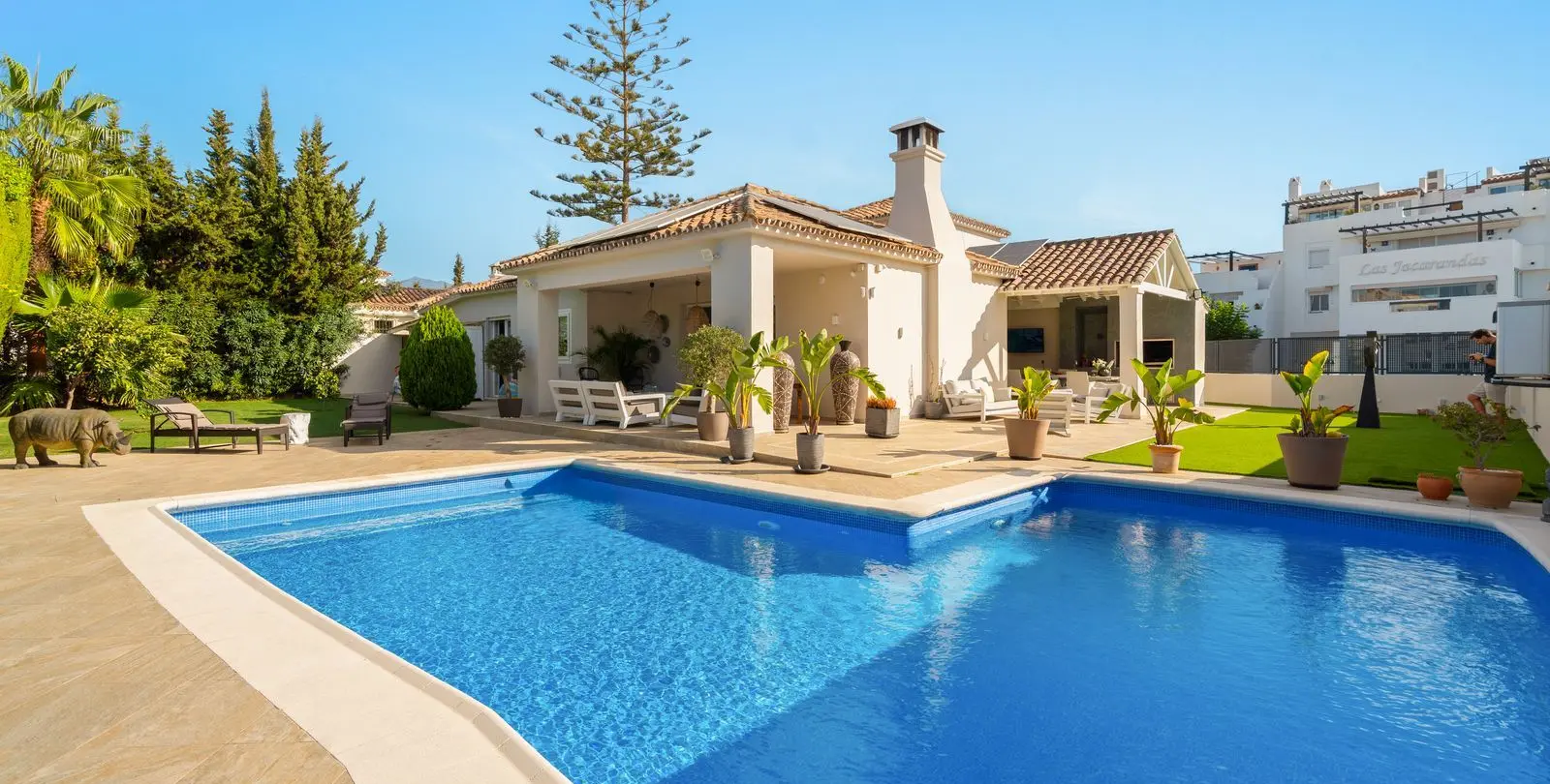 Venta de villa independiente en Estepona 1