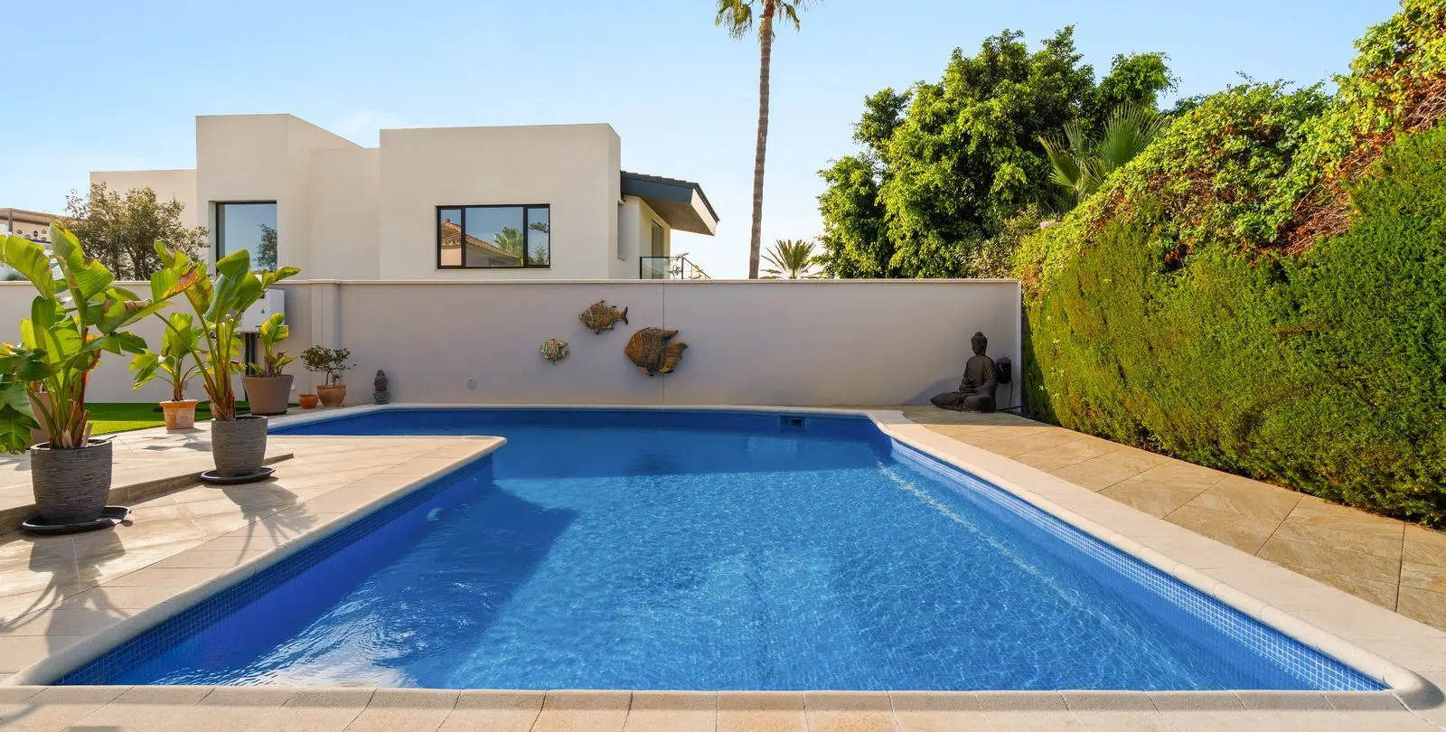 Venta de villa independiente en Estepona 5