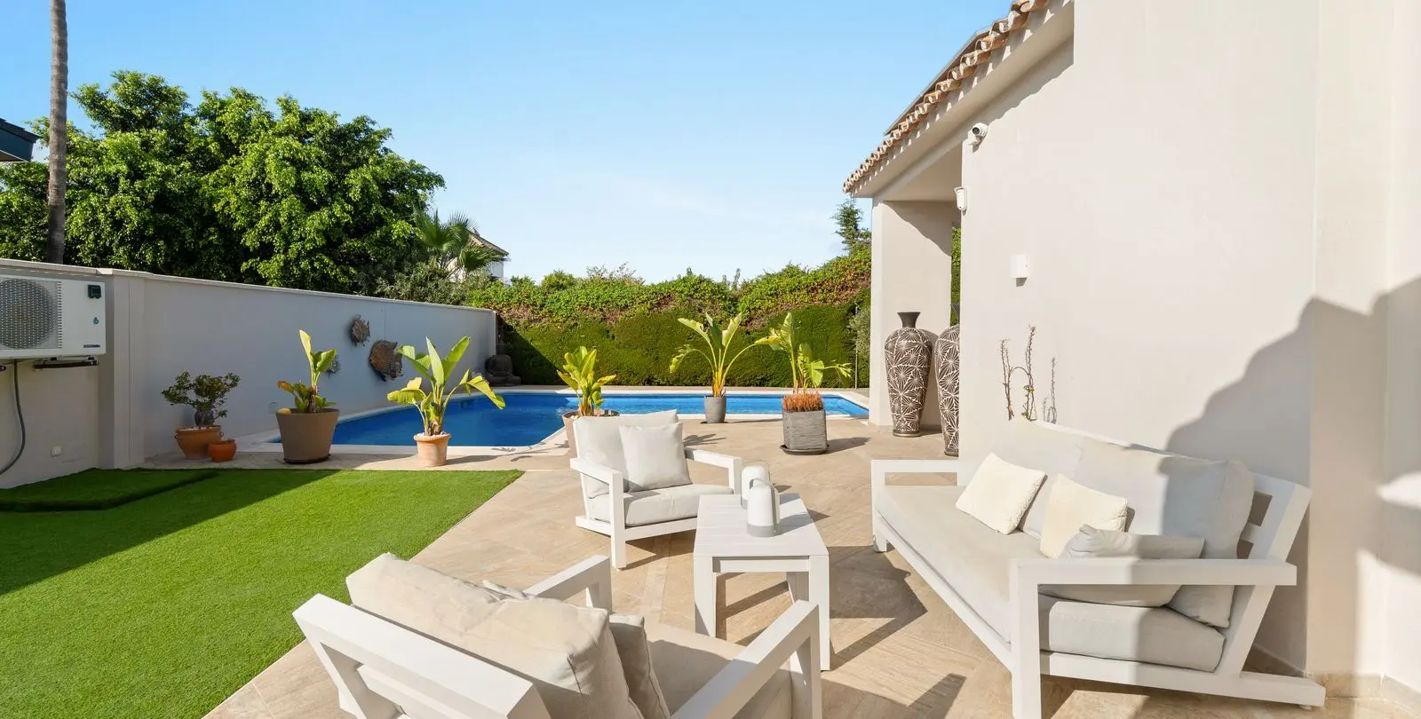 Venta de villa independiente en Estepona 7