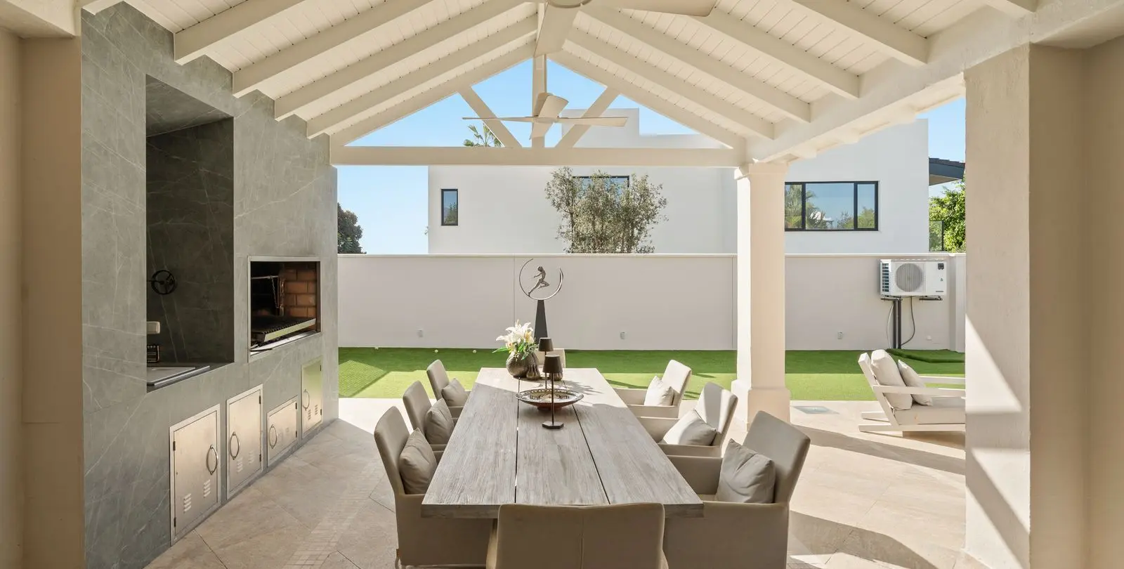 Venta de villa independiente en Estepona 9