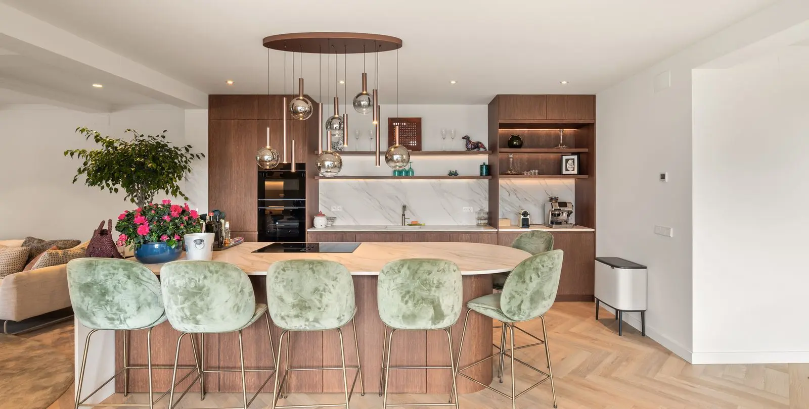 Venta de villa independiente en Estepona 12