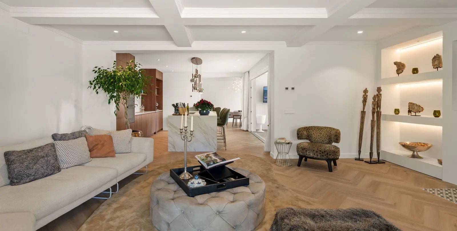 Venta de villa independiente en Estepona 16