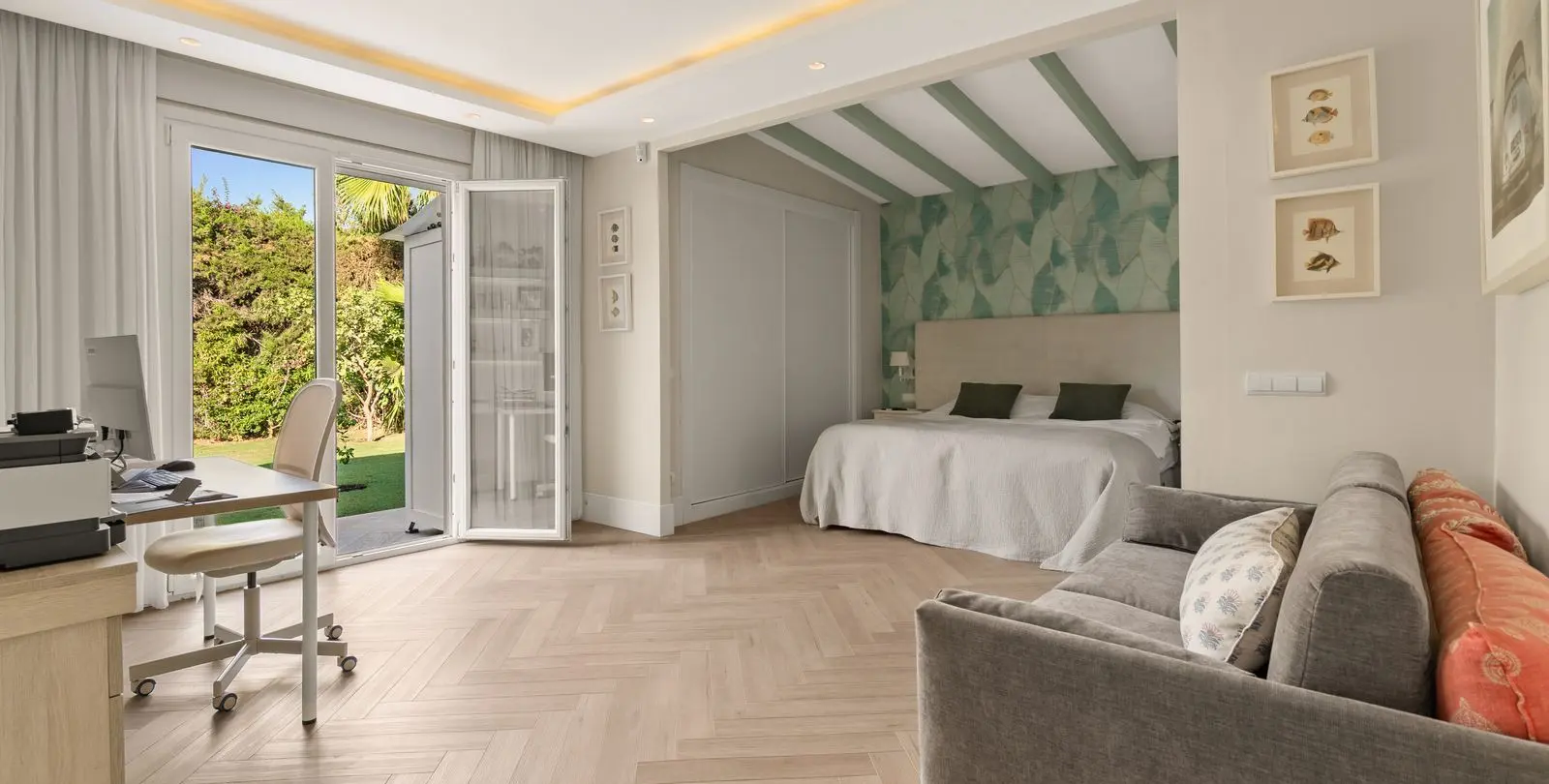 Venta de villa independiente en Estepona 21