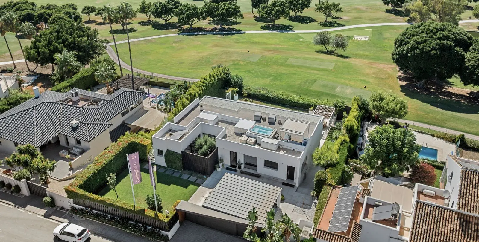 Venta de villa independiente en Nueva Andalucía 2