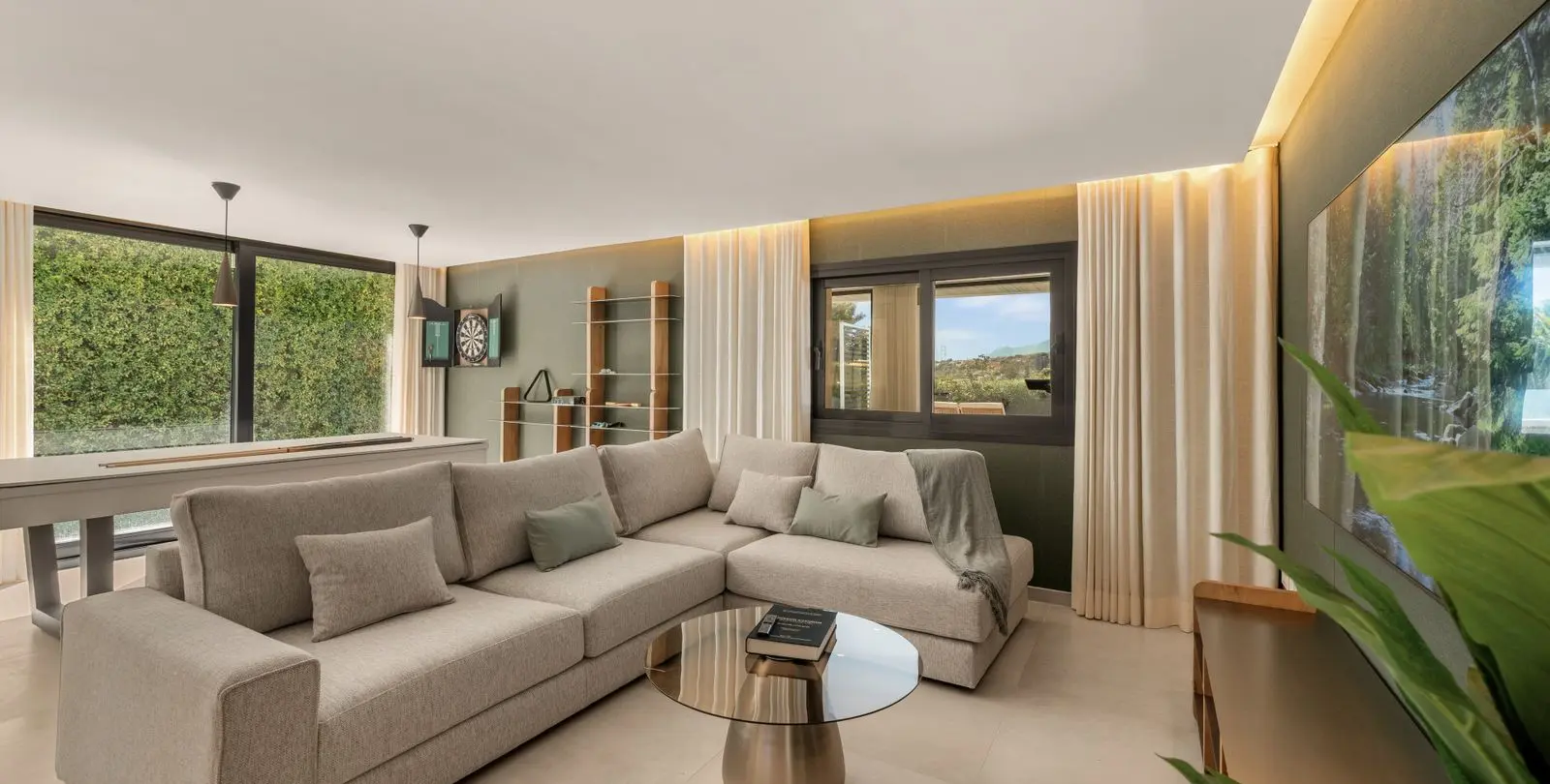 Venta de villa independiente en Nueva Andalucía 15