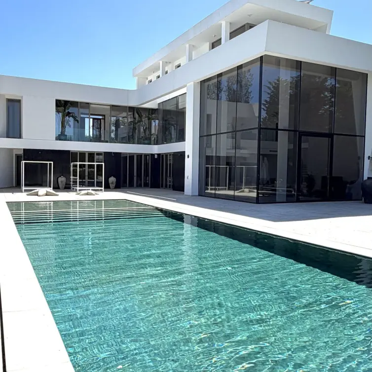 Short-term rent of detached villa in Los Flamingos