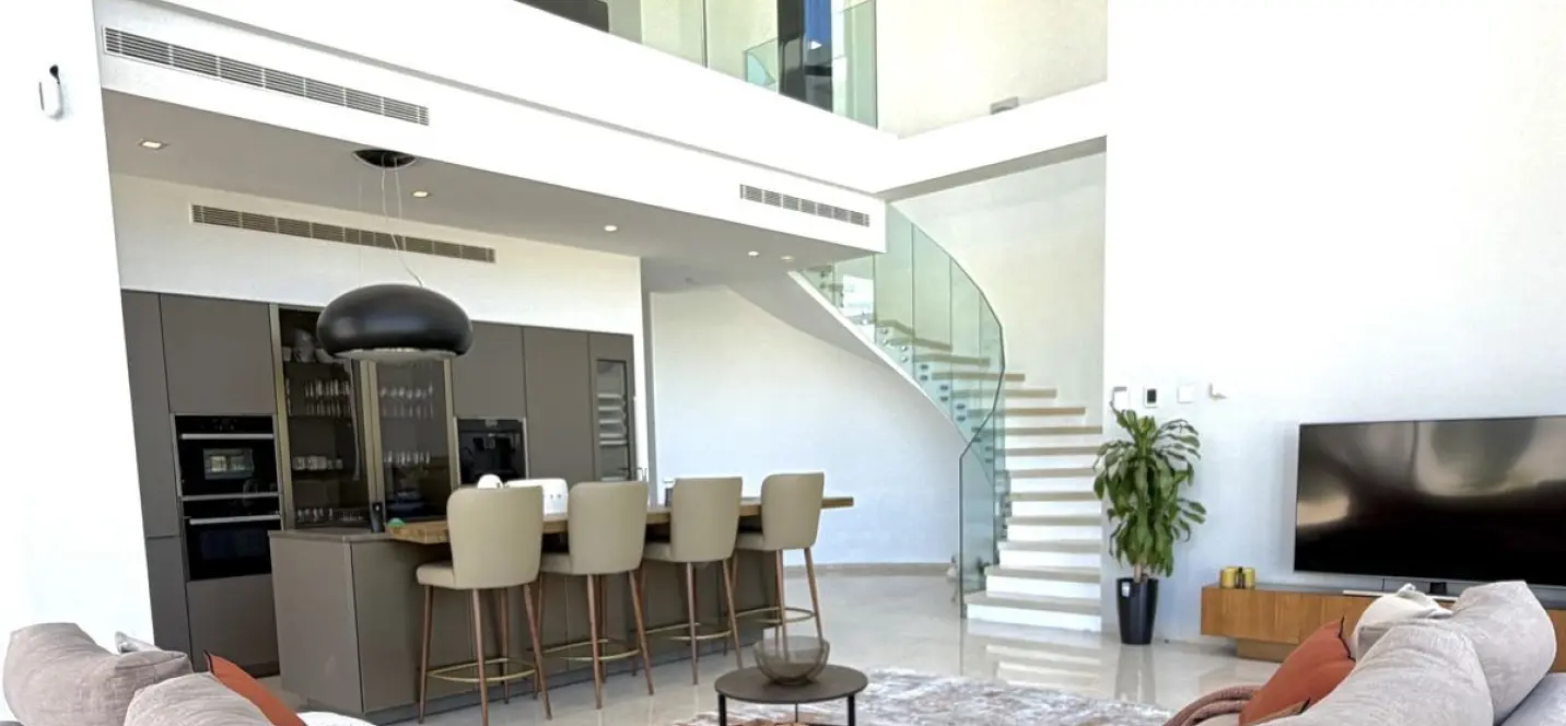 Краткосрочная аренда  отдельно стоящей виллы в Los Flamingos 4
