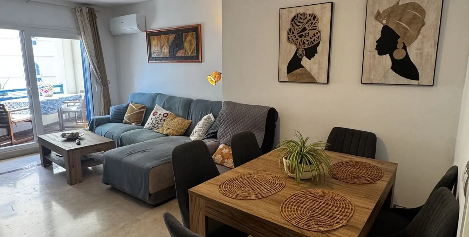 Venta de apartamento en planta media en San Luis de Sabinillas 6
