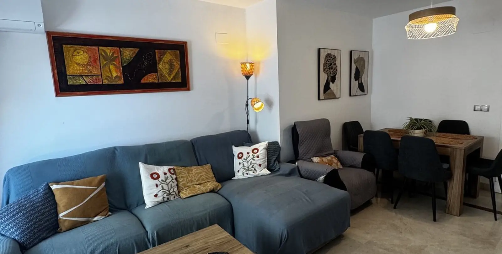 Venta de apartamento en planta media en San Luis de Sabinillas 8