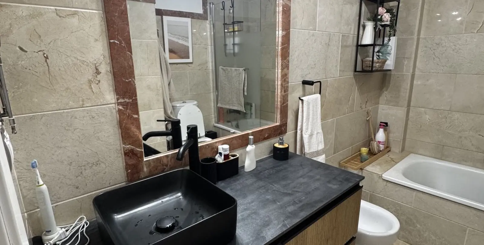 Venta de apartamento en planta media en San Luis de Sabinillas 24
