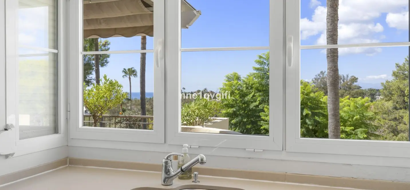 Venta de ático dúplex en Cabopino 4