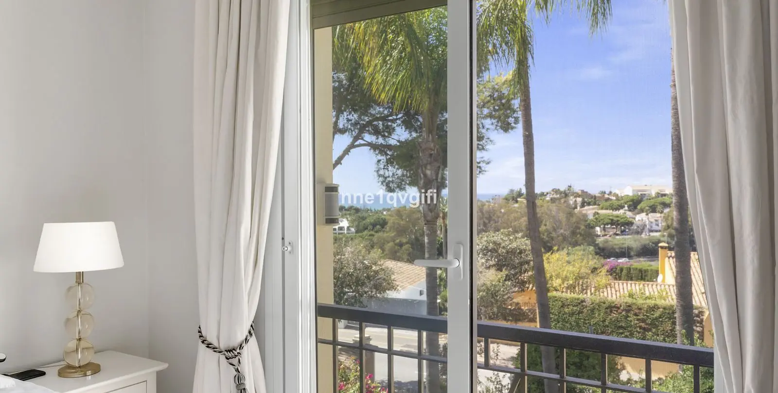 Venta de ático dúplex en Cabopino 19