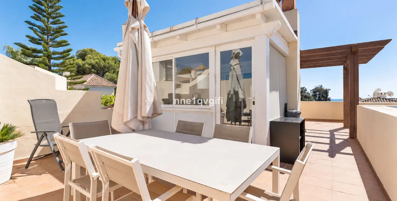 Venta de ático dúplex en Cabopino 30
