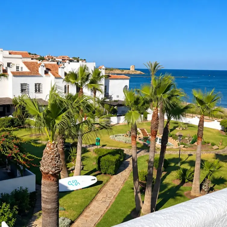 Продажа апартаментов на среднем этаже в Mijas
