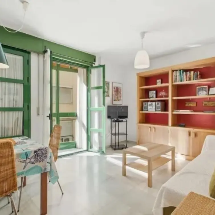 Venta de apartamento en planta media en Málaga