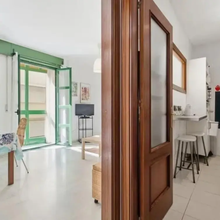 Venta de apartamento en planta media en Málaga
