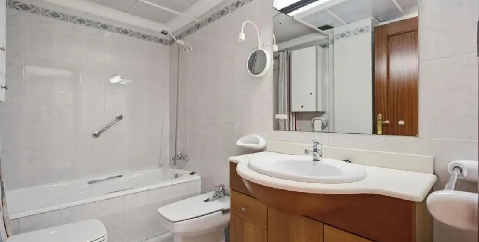 Venta de apartamento en planta media en Málaga 10