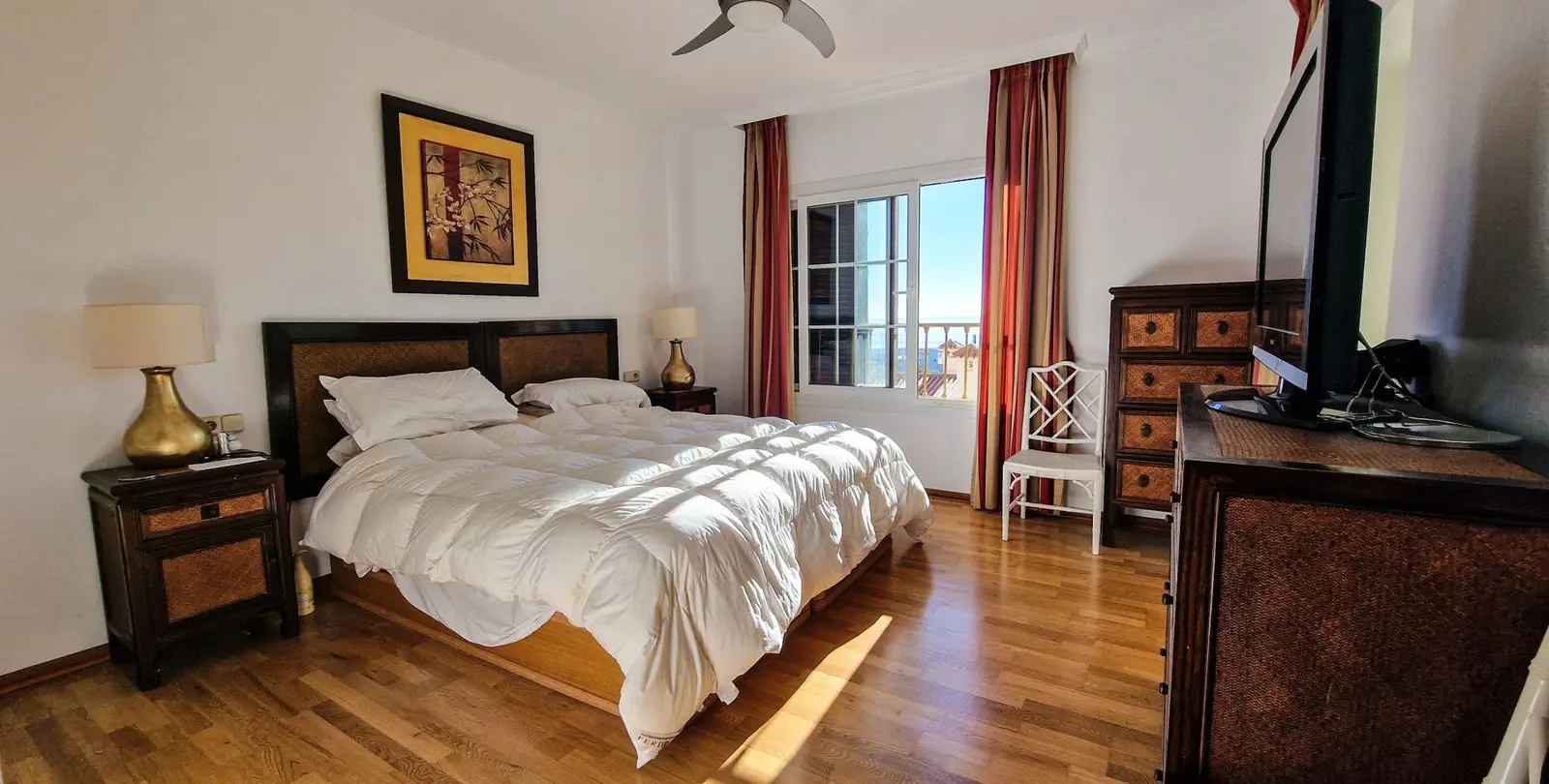 Sale of middle floor apartment in La Duquesa 6