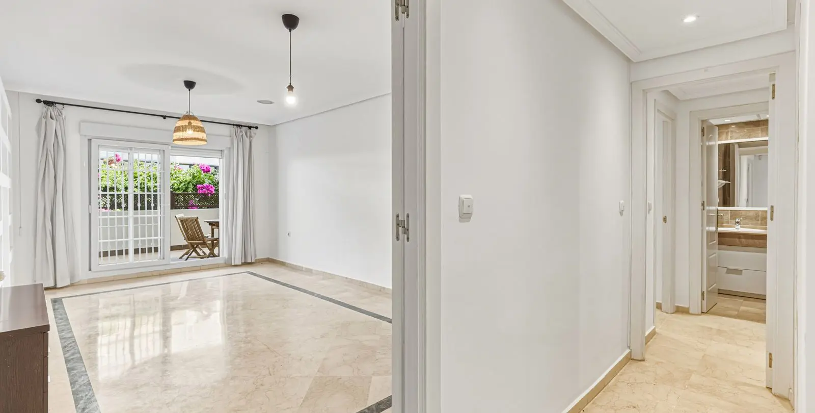 Sale of ground floor apartment in The Golden Mile 15