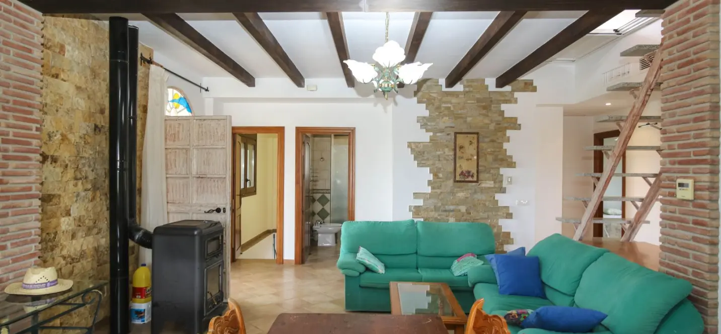Venta de villa independiente en Coín 4