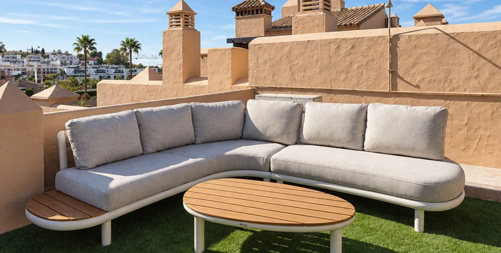 Venta de apartamento en planta media en Estepona 28