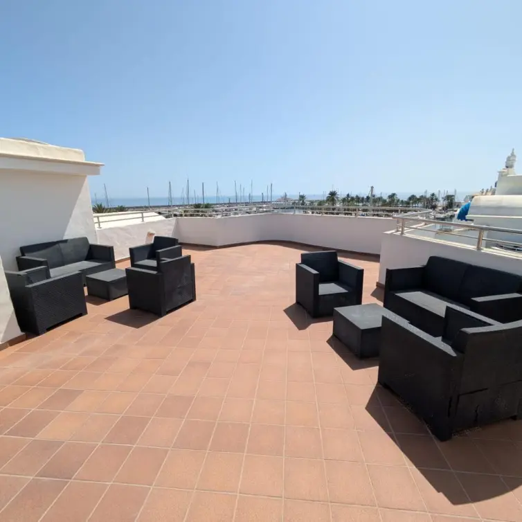 Venta de apartamento en planta media en Benalmadena