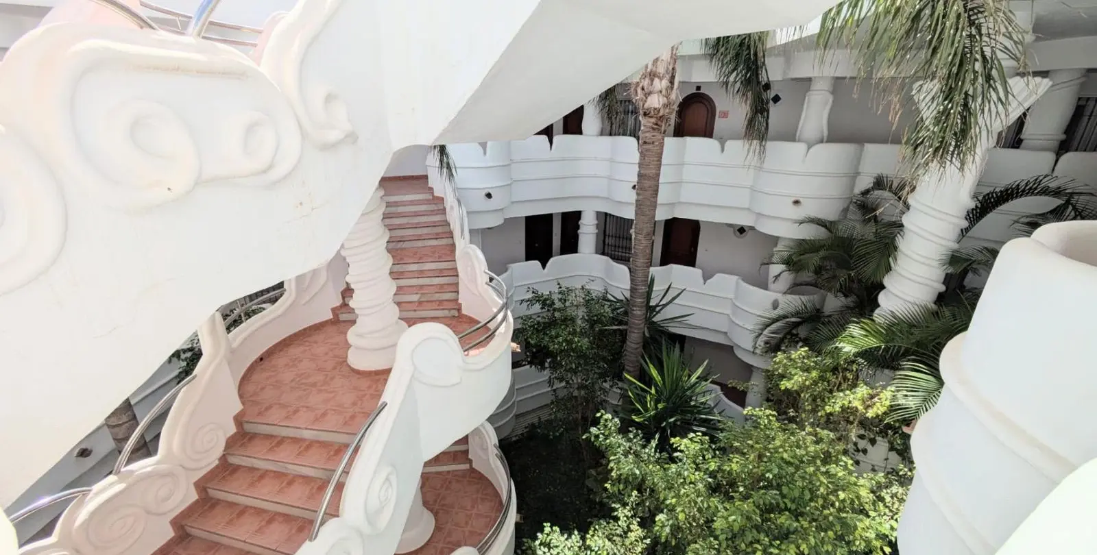 Sale of middle floor apartment in Benalmadena 15