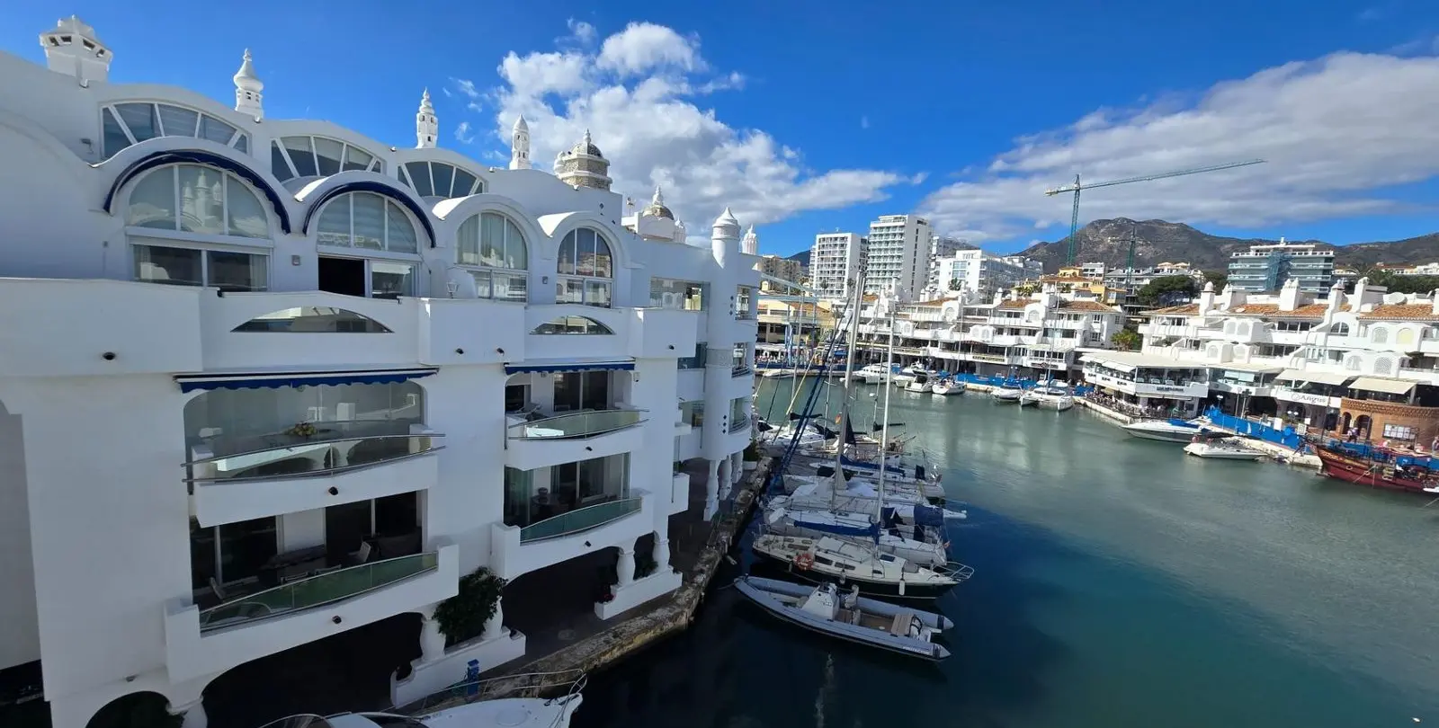 Продажа апартаментов на среднем этаже в Benalmadena 1