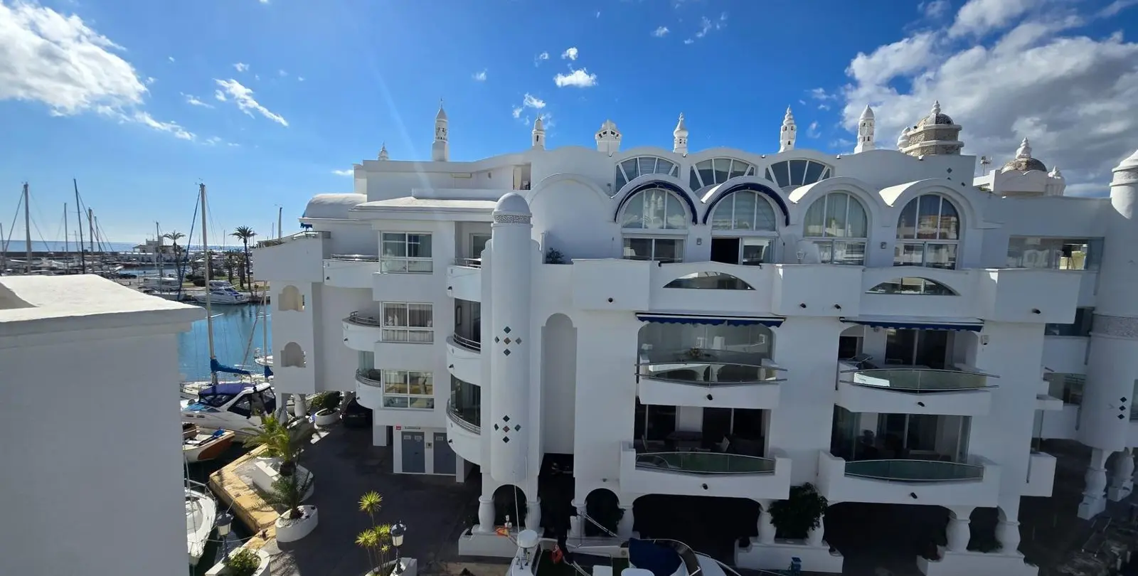 Продажа апартаментов на среднем этаже в Benalmadena 2