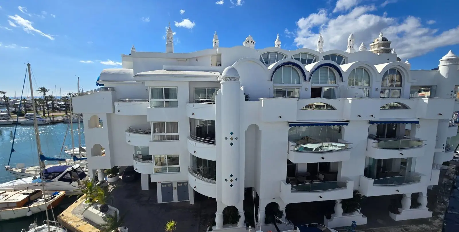 Продажа апартаментов на среднем этаже в Benalmadena 3