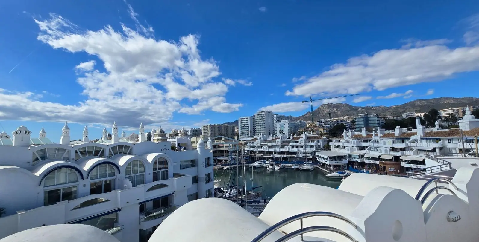 Продажа апартаментов на среднем этаже в Benalmadena 32
