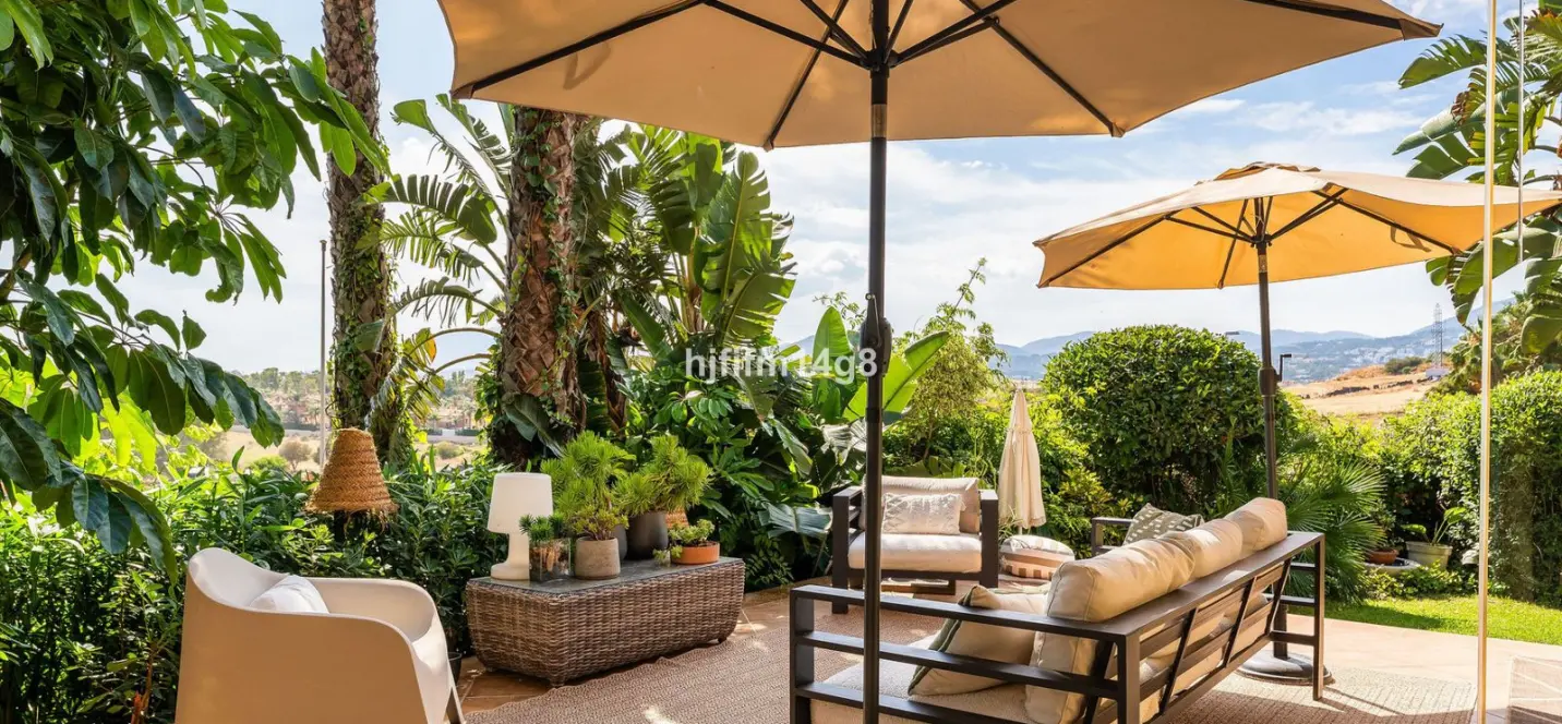 Venta de apartamento en planta baja en Nueva Andalucía 1