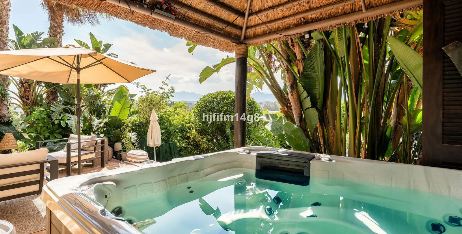 Venta de apartamento en planta baja en Nueva Andalucía 4