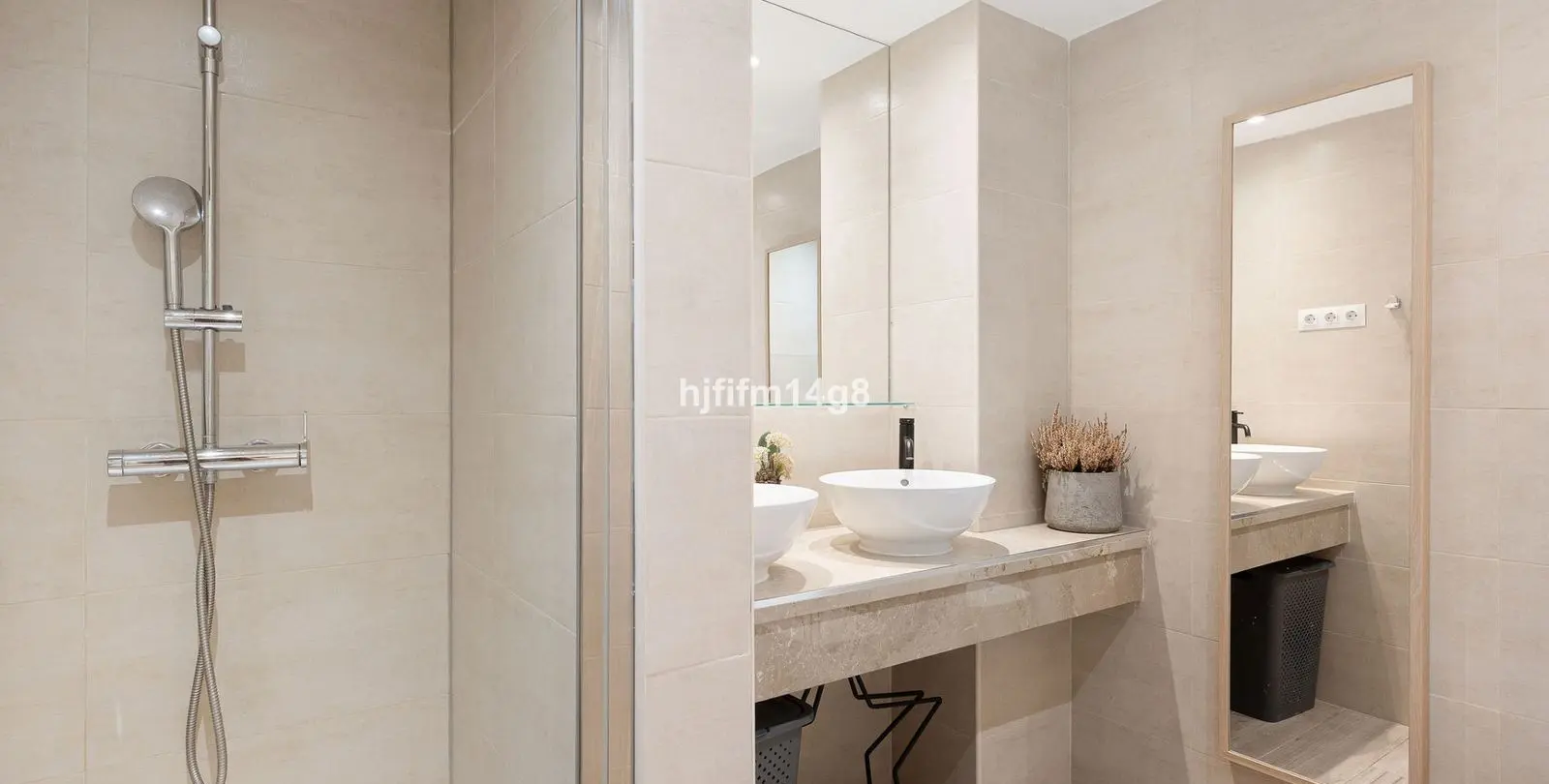 Venta de apartamento en planta baja en Nueva Andalucía 12