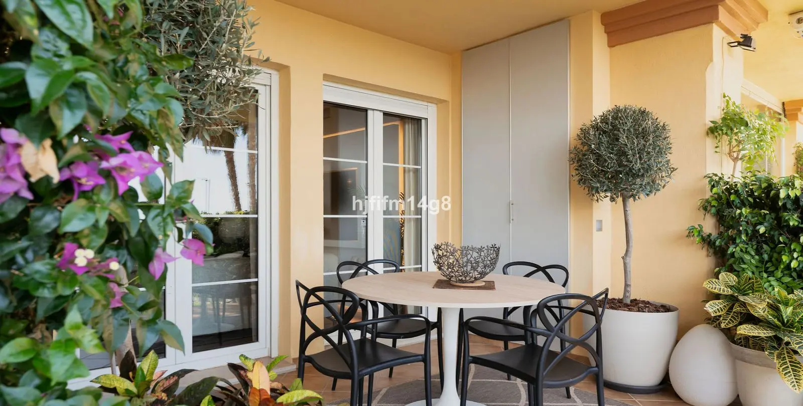 Venta de apartamento en planta baja en Nueva Andalucía 25