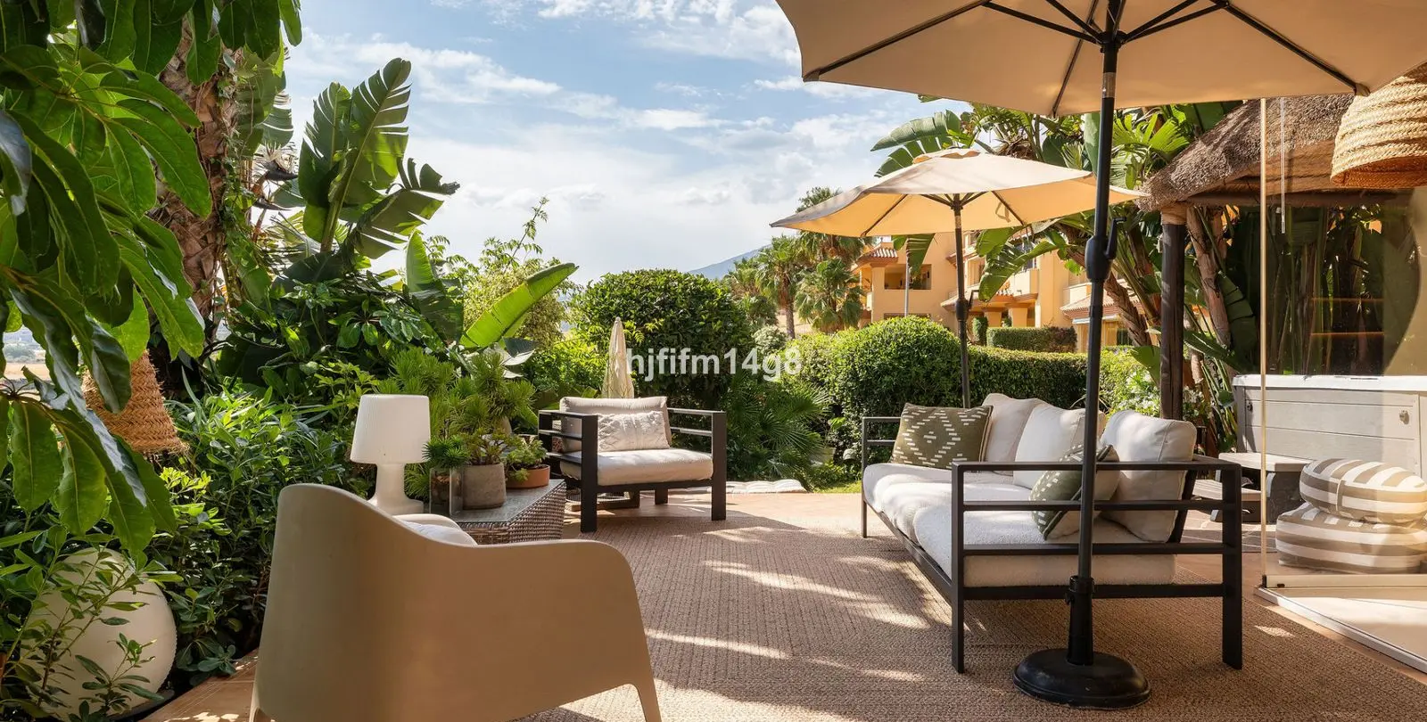 Venta de apartamento en planta baja en Nueva Andalucía 26