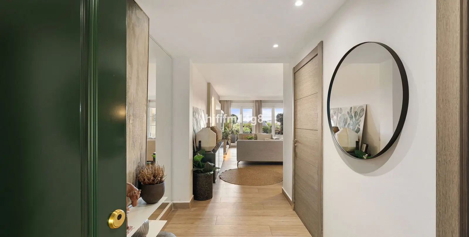 Venta de apartamento en planta baja en Nueva Andalucía 27